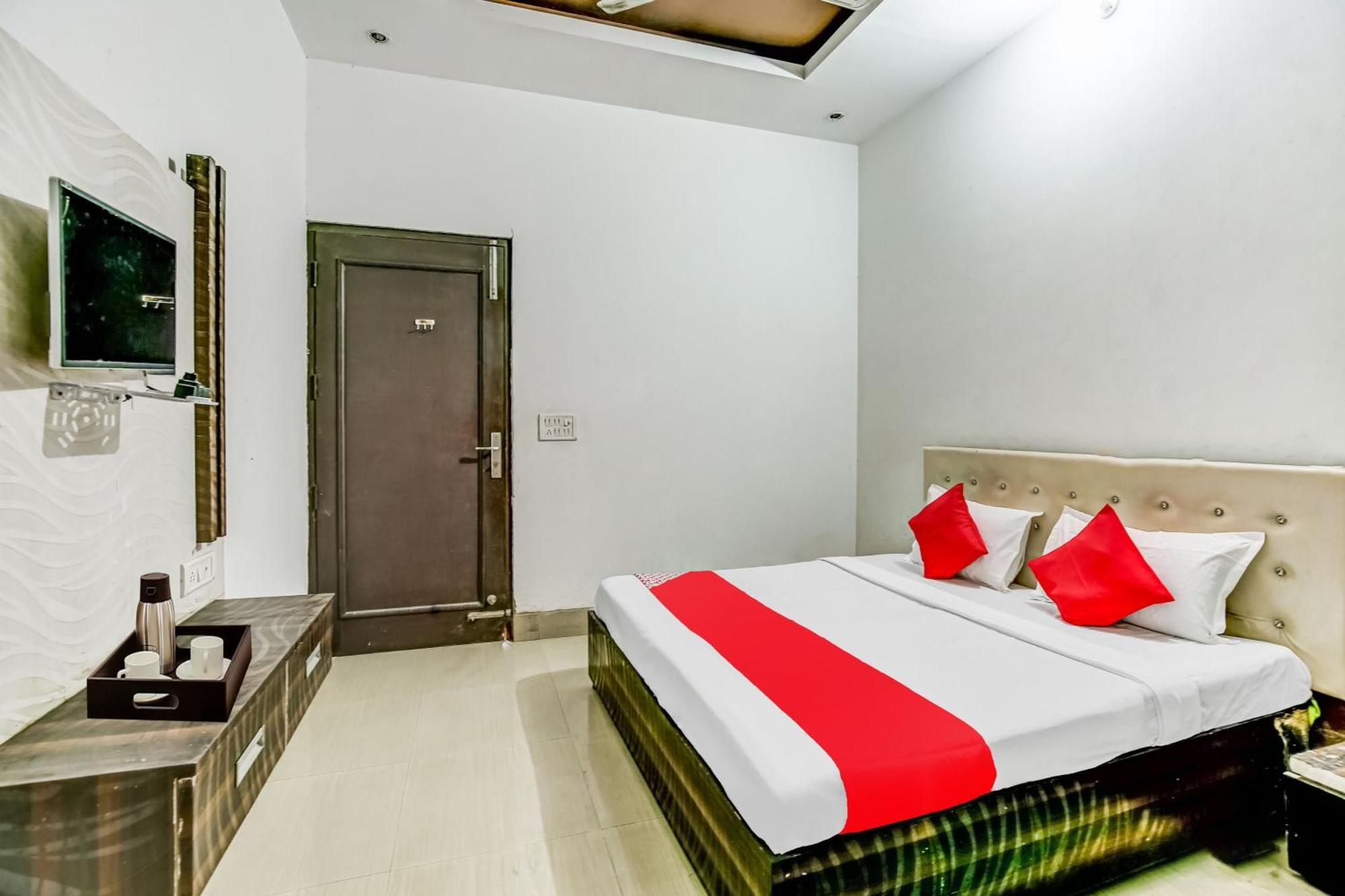 Flagship Hotel Big Boss Kurukshetra Zewnętrze zdjęcie