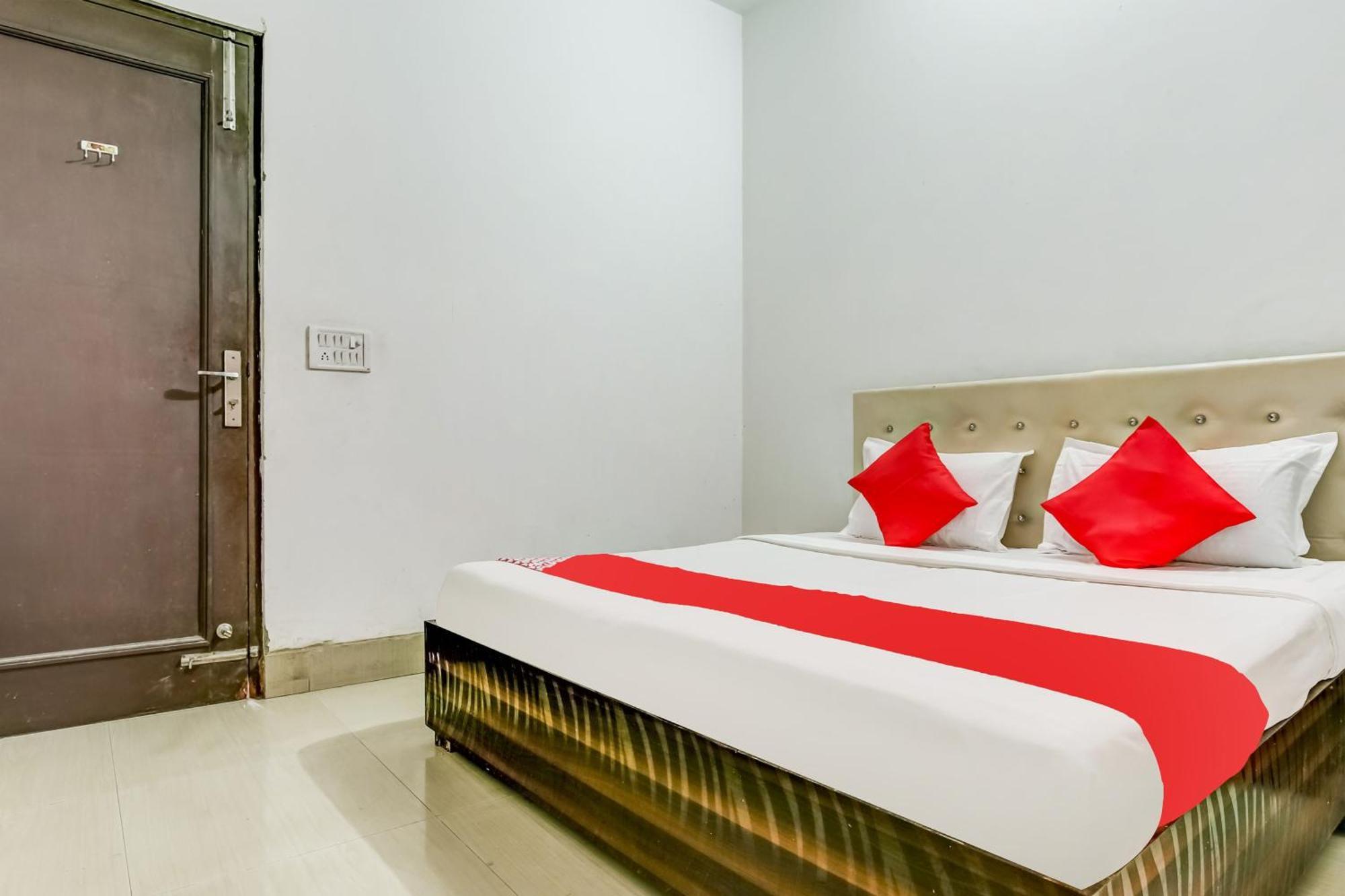 Flagship Hotel Big Boss Kurukshetra Zewnętrze zdjęcie